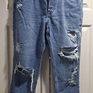 Old Navy SZ 14 High-Waisted Button-Fly Slouchy Straight Distressed Cut-Off Jeans